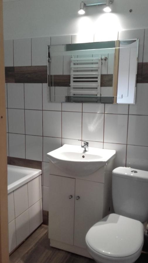 Domek Bialojany Exteriör bild